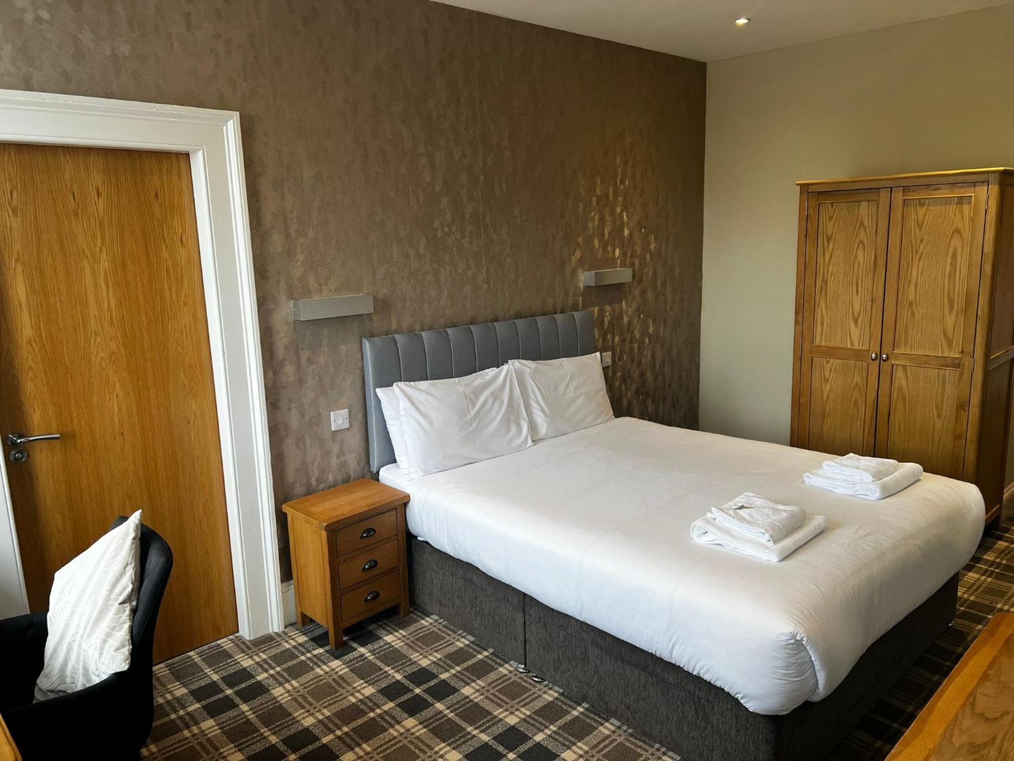 Crown Hotel & Bar Inverness Exteriör bild