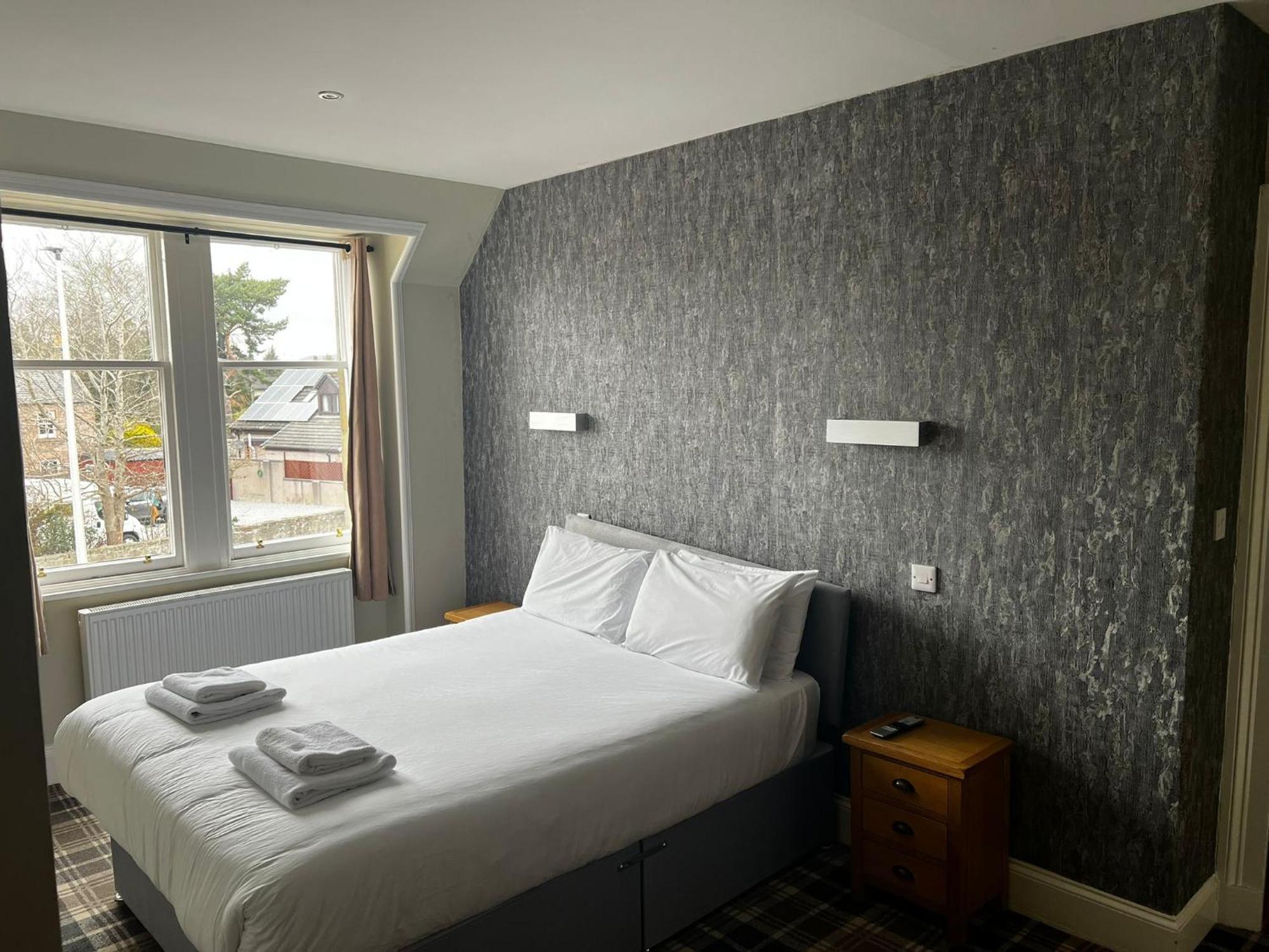 Crown Hotel & Bar Inverness Exteriör bild