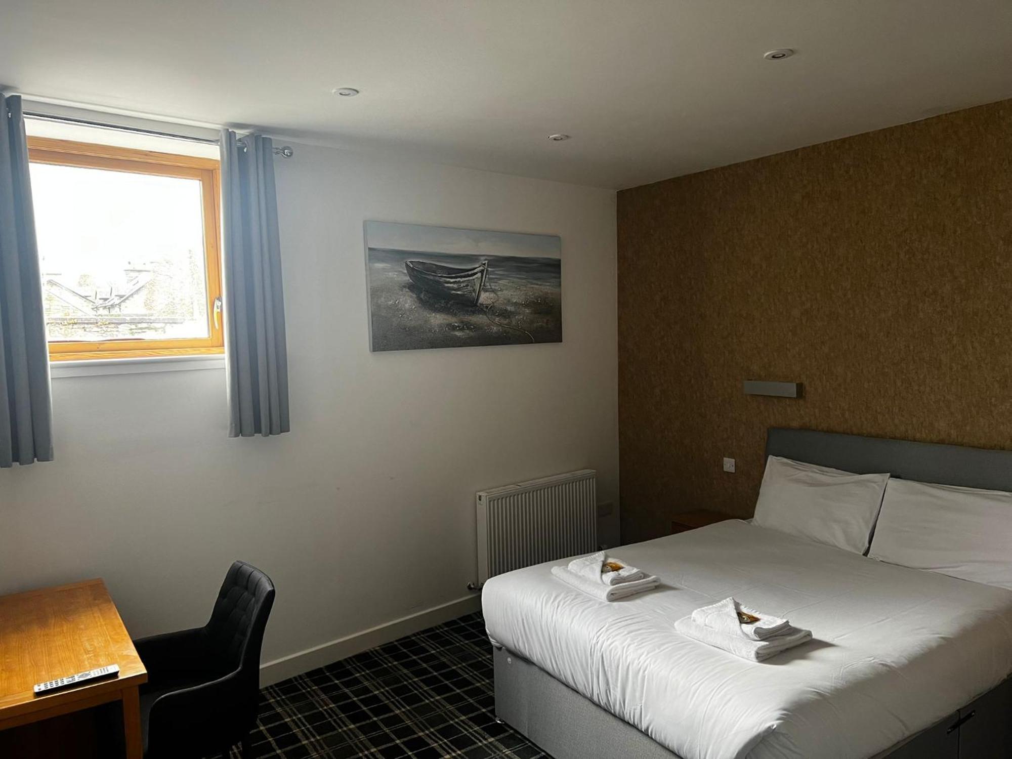 Crown Hotel & Bar Inverness Exteriör bild