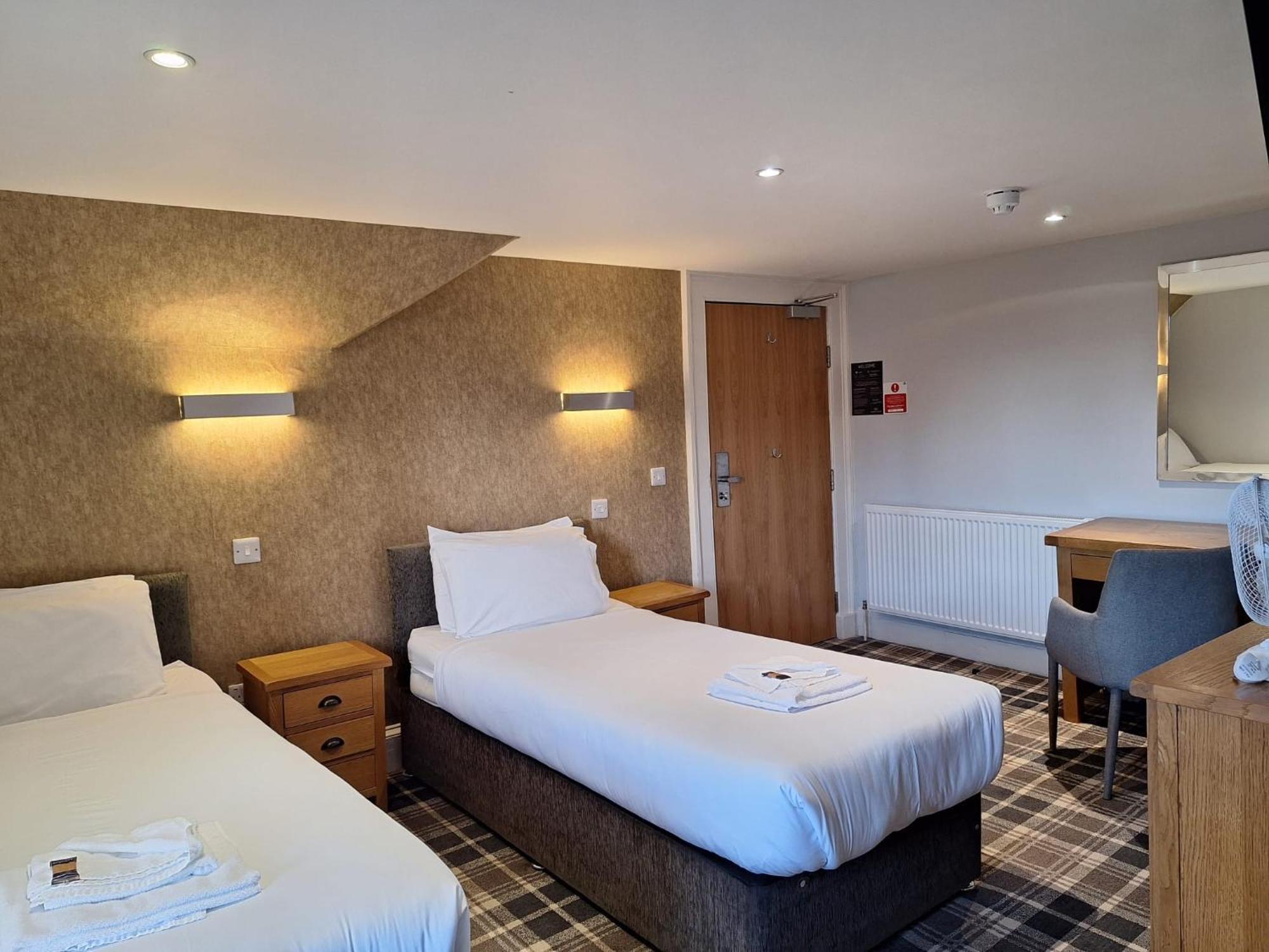 Crown Hotel & Bar Inverness Exteriör bild
